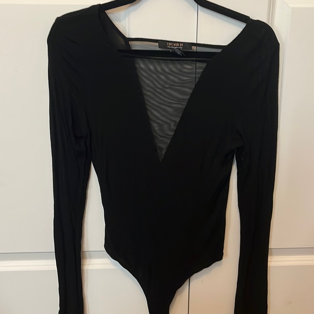 Long sleeve black body suit